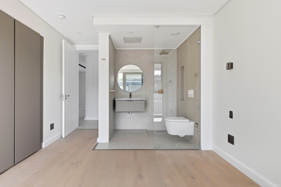 3 Bedroom Property for Sale in Fresnaye Western Cape